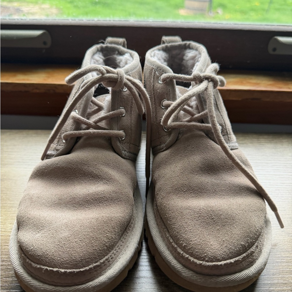 UGG Womens Neumel Boots